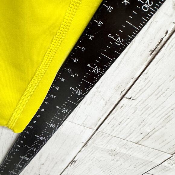 Offline by Aerie Pants Women Size Small Hi-Rise Yellow Joggers Athletic Pockets - Picture 5 of 6